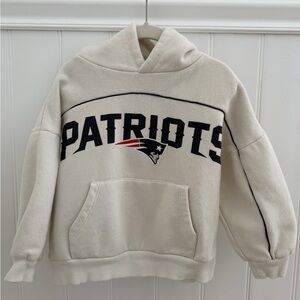 Zara Kids New England Patriots Hoodie Size 4 NFL Pullover Sweatshirt